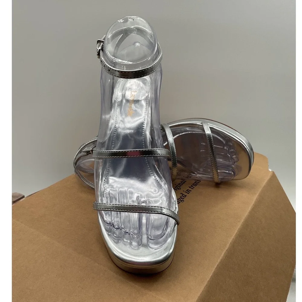 Larroude metallic silver